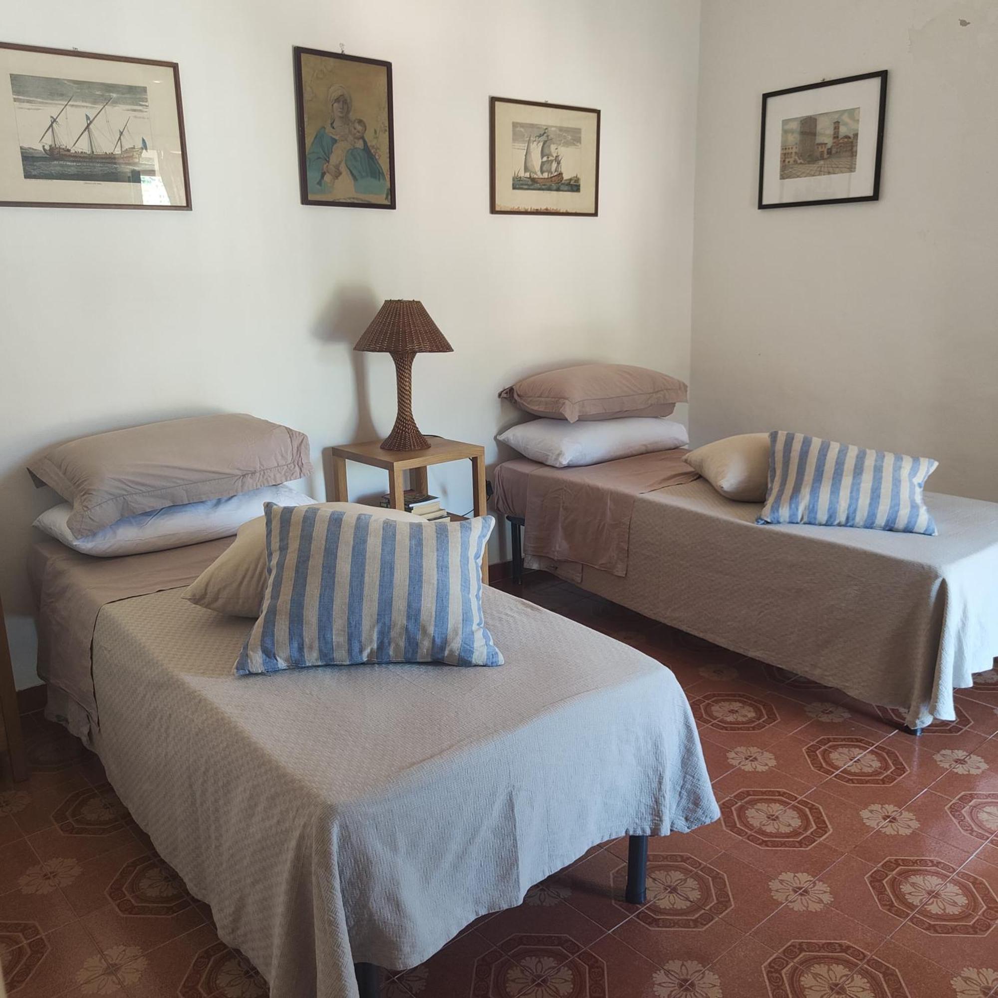 Torrione San Giovanni Terracina Esterno foto